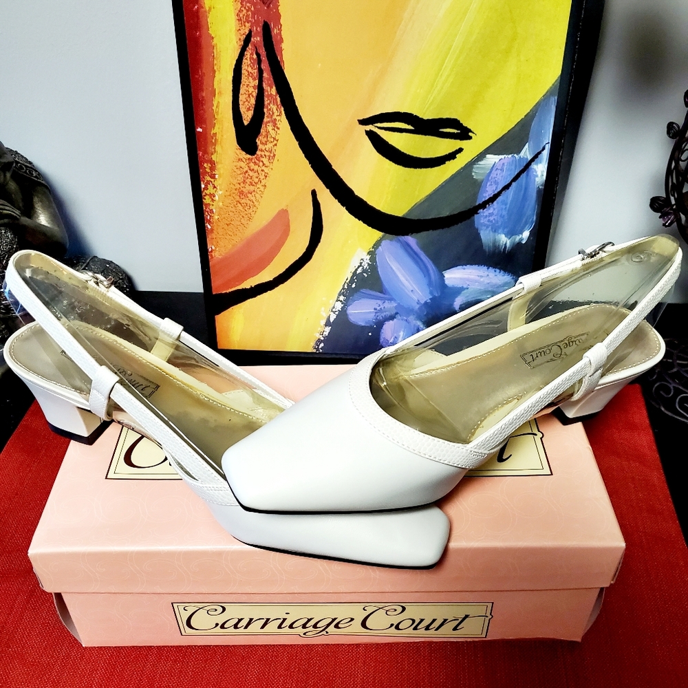 Carriage Court Janice /Sz 9M